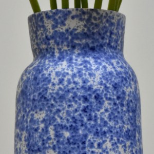 White and Blue splatter vase - Image 2