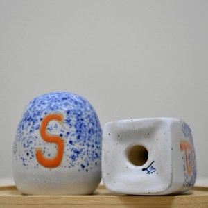 Salt and Pepper Shakers set - Image 5